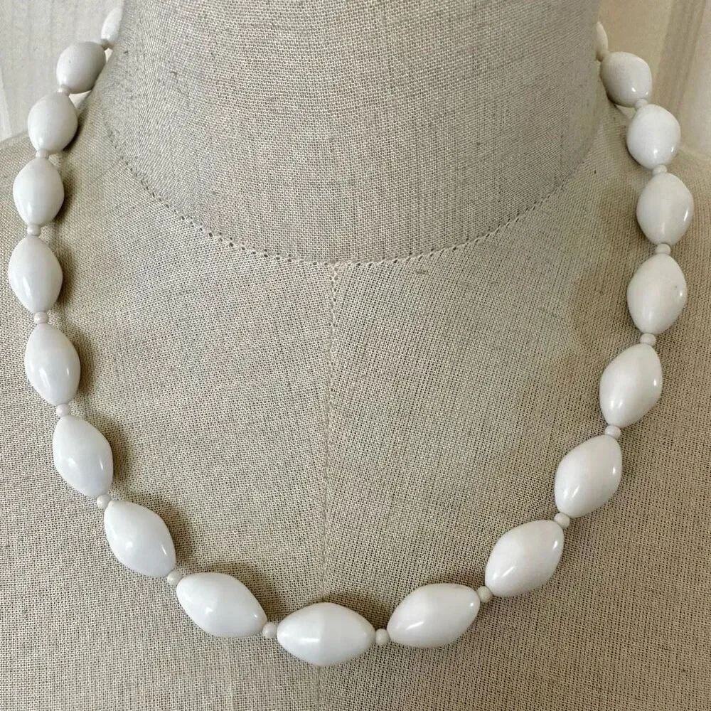 Vintage White beaded necklace